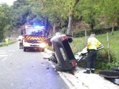 El helicóptero del Gobierno y 061 evacúan a un herido de 29 años tras un accidente de coche en Valmeo (Vega de Liébana) ACCIDENTE EN VALMEO