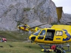 EL SEPA MOVILIZA DOS HELICÓPTEROS PARA RESCATAR A TRES MONTAÑEROS, UNO DE ELLOS FALLECIDO, EN CANTABRIA