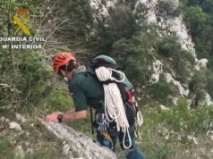 RESCATADOS LOS DOS MONTAÑEROS ENRISCADOS EN FUENTE DE RESCATADOS LOS MONTAÑEROS ENRISCADOS EN FUENTE DE